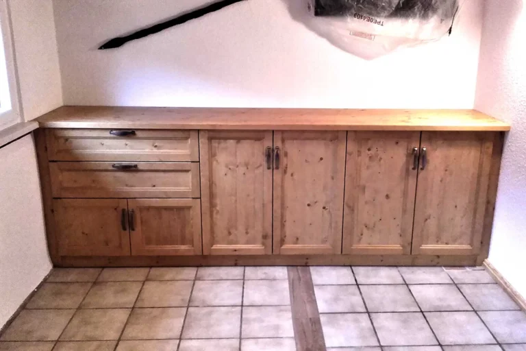 Tischlerei Torsten Mertens - Meisterfachbetrieb - Tischlermeister - Tischlerwerkstatt - Referenzen und Projekte - Sideboard